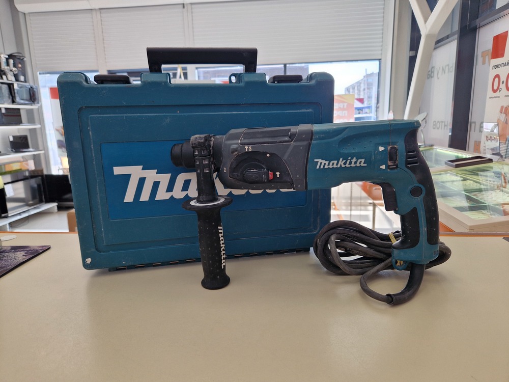 Перфоратор Makita HR 2470