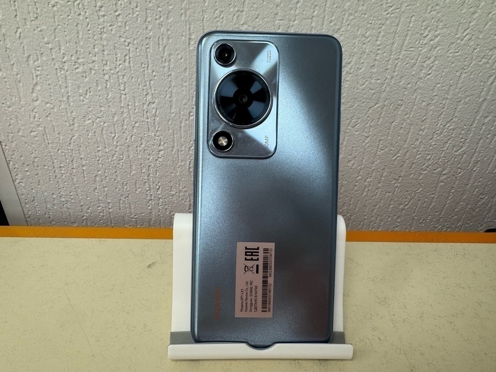 Смартфон Huawei Nova Y72S 128Gb