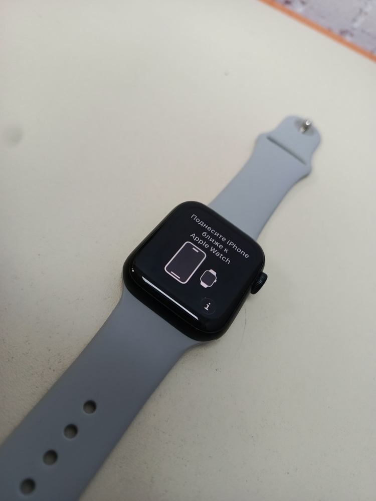 Смарт-часы Apple Watch SE 2022 40mm
