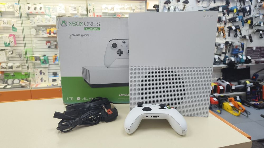Игровая приставка Xbox One S 1TB