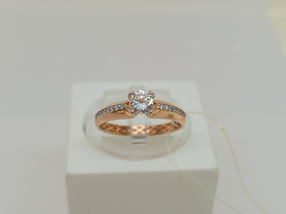 КОЛЬЦО С КАМНЯМИ (Au 585)