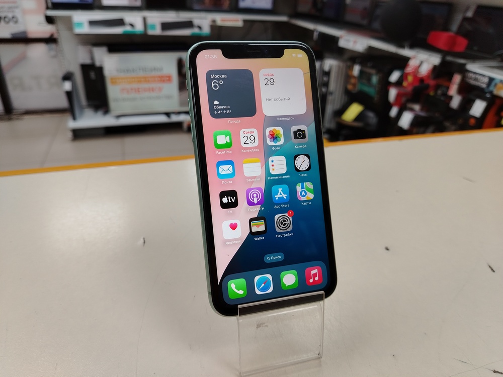 Смартфон Apple iPhone 11 64Gb
