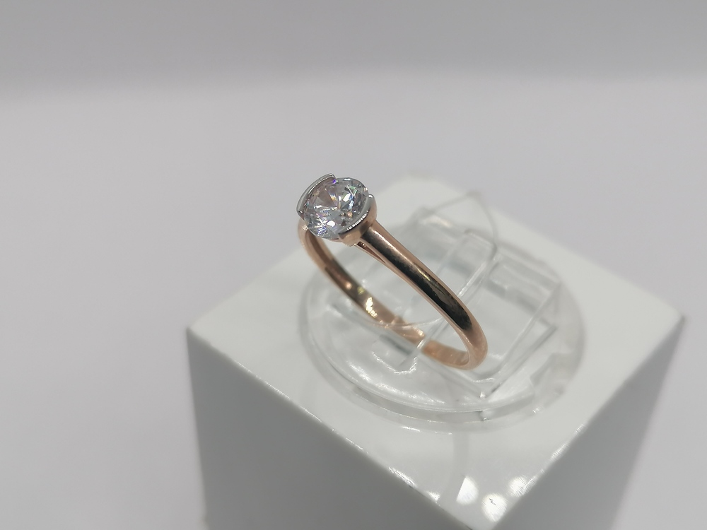 011511-1102 КОЛЬЦО С КАМНЕМ (Au 585)