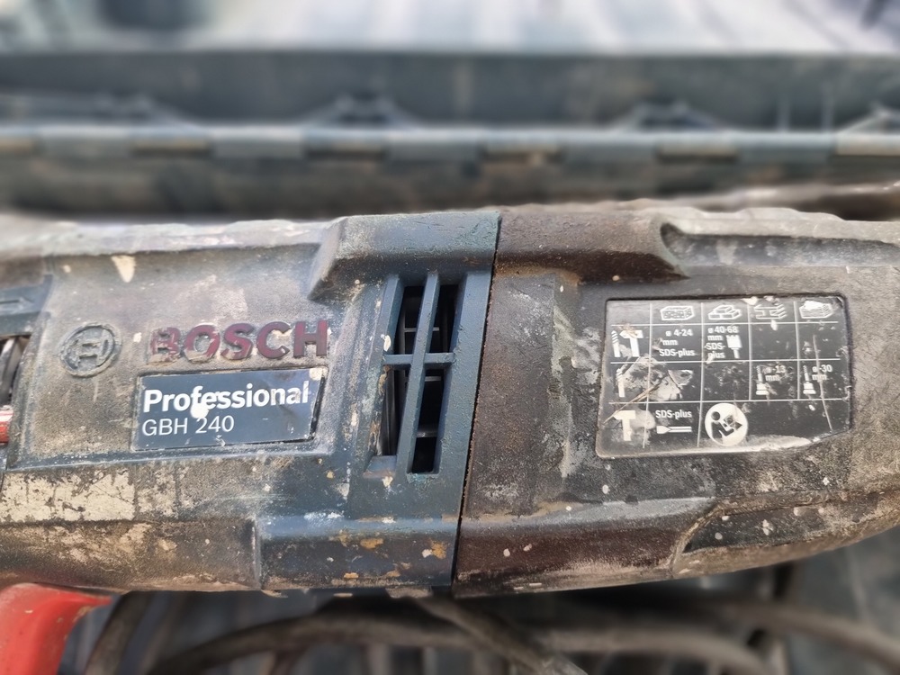 Перфоратор Bosch GBH 240