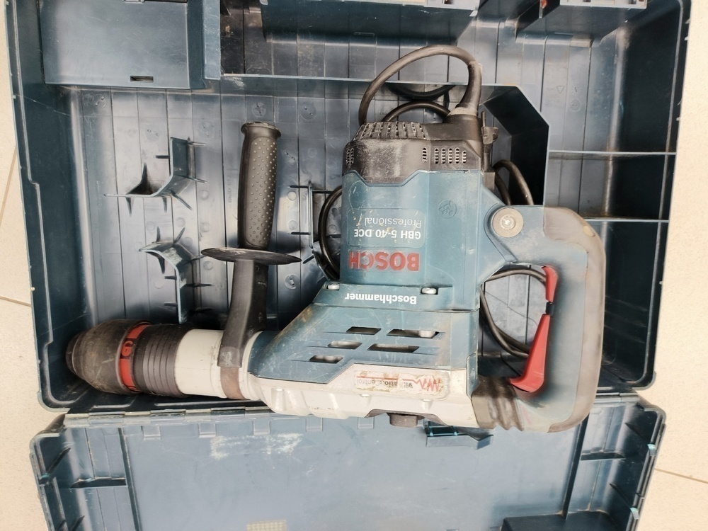 Перфоратор Bosch GBH5-40DCE