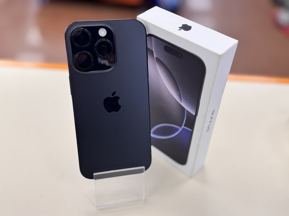 Смартфон Apple Iphone 16 Pro 256Gb