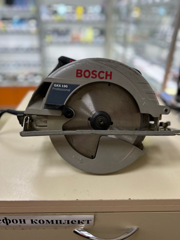 Дисковая пила Bosch GKS 190