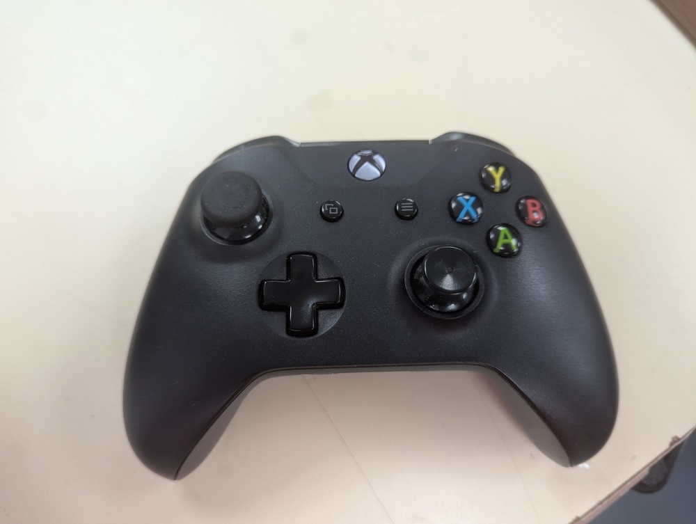 Игровая приставка Xbox Series X 1Tb