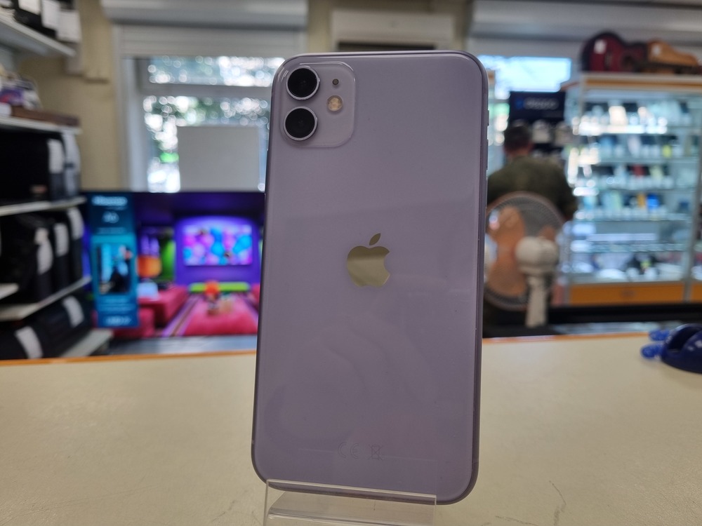 Смартфон Apple iPhone 11 64Gb