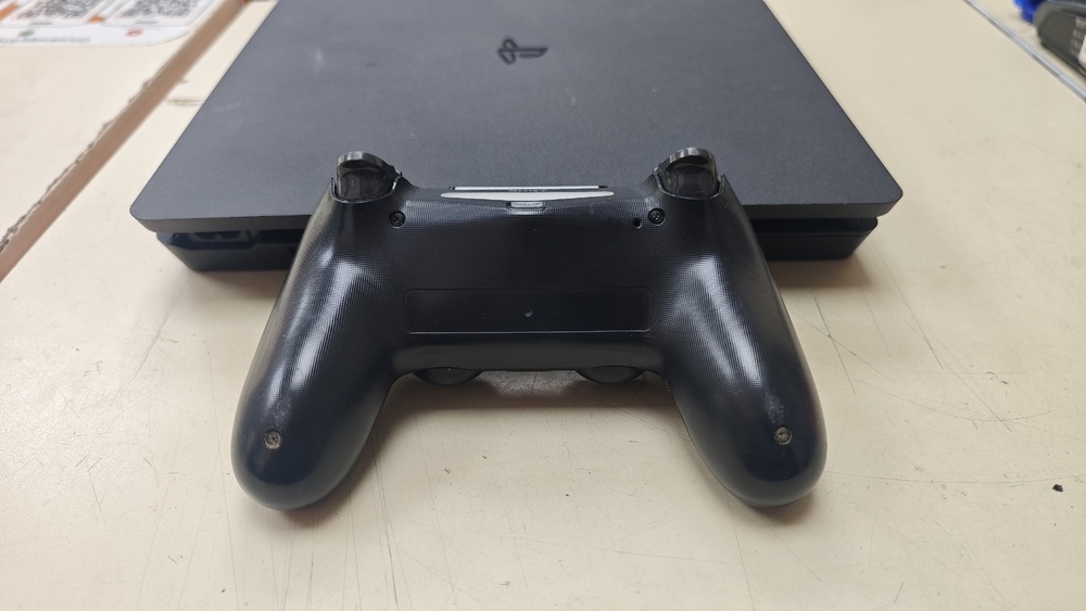 Игровая приставка PlayStation 4 Slim 500GB