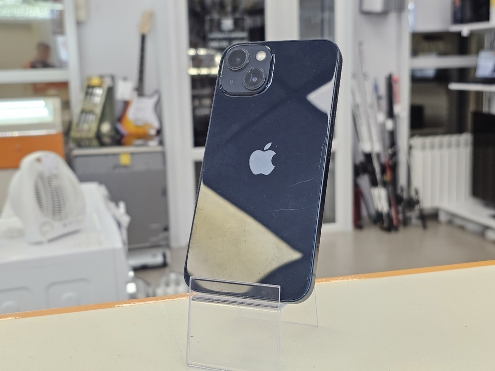 Смартфон Apple iPhone 13 256Gb