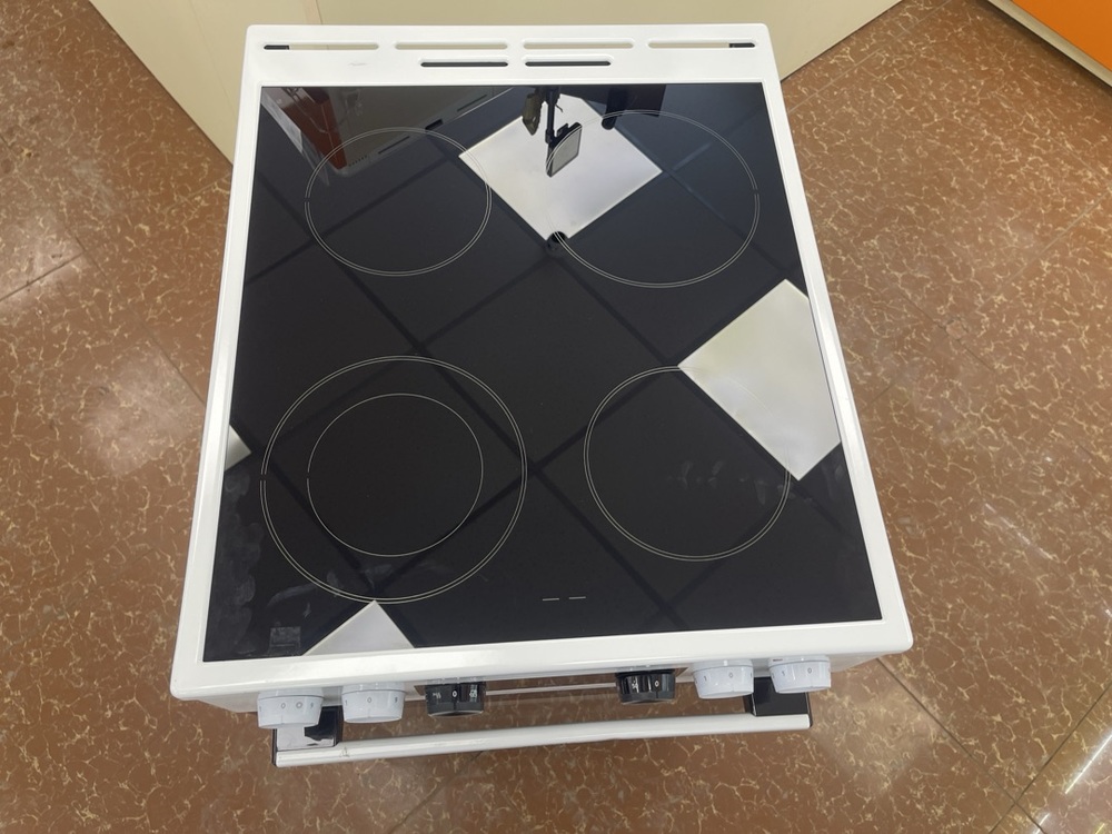 Электрическая плита Gorenje GEC5C40WC