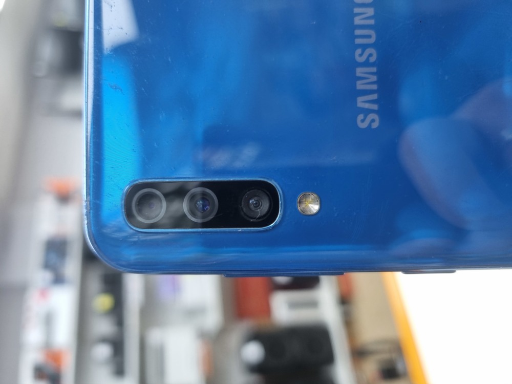 Смартфон Samsung Galaxy A50 4/64
