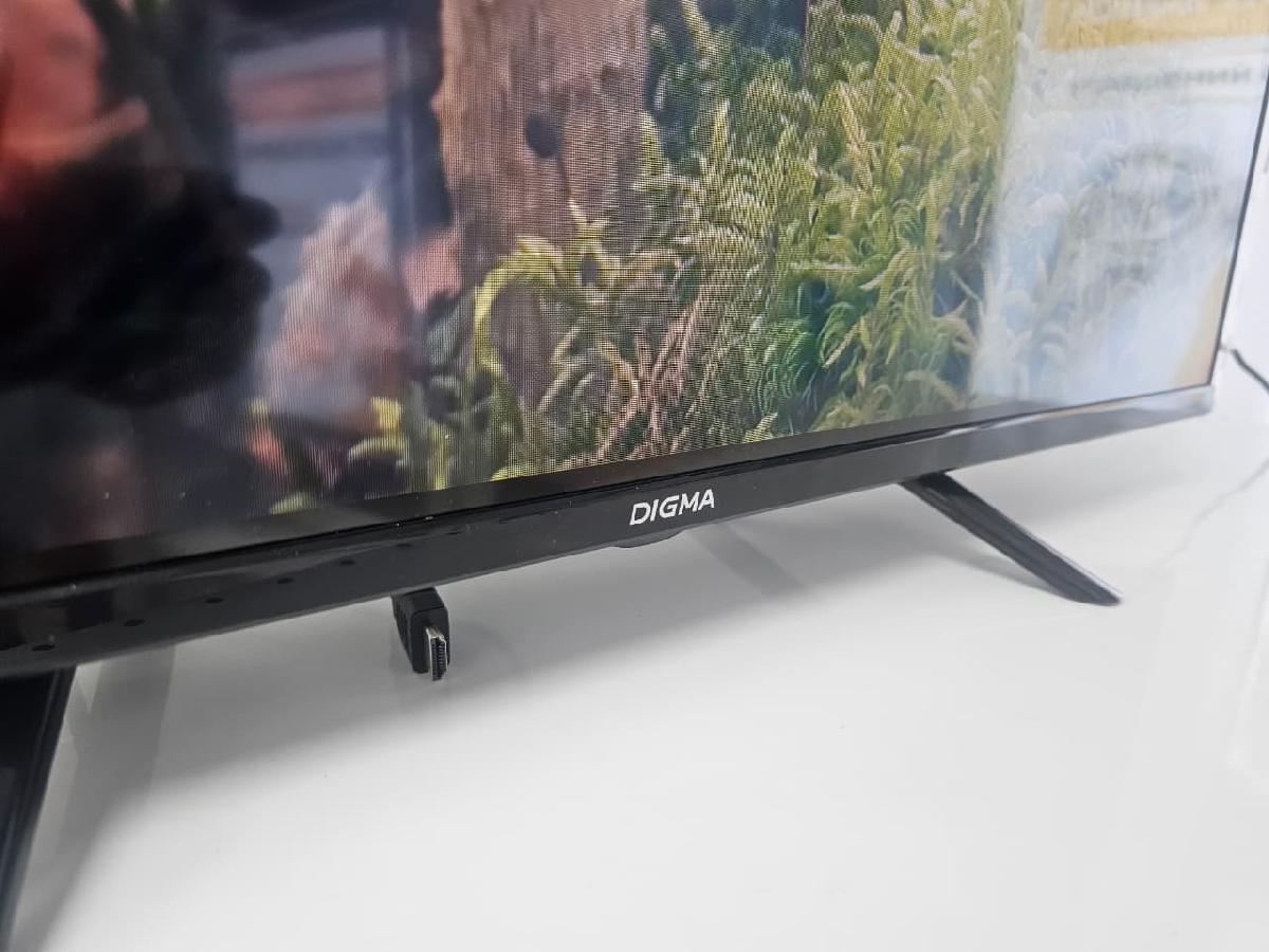 LED Телевизор Digma LED32SBB34