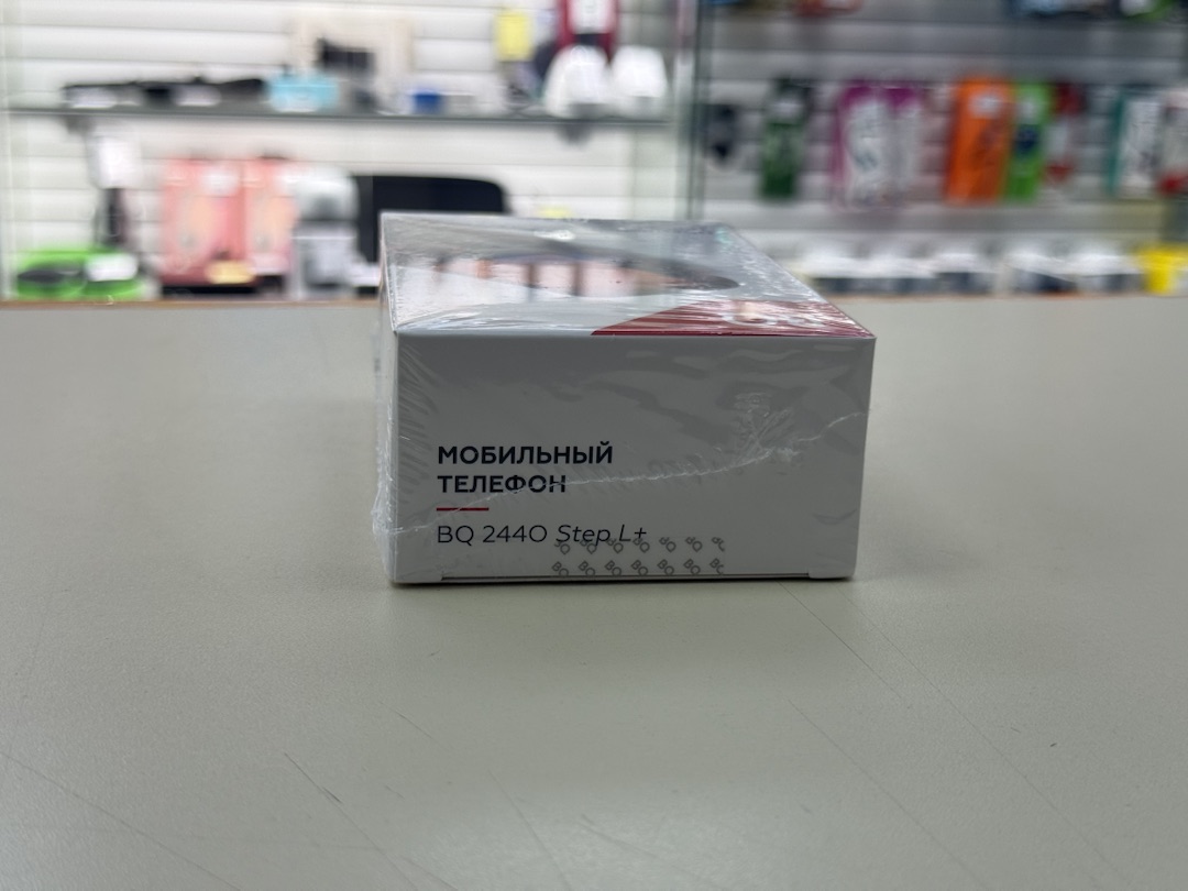 Мобильный телефон BQ 2440