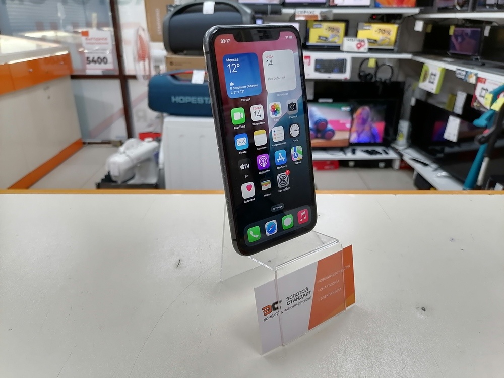 Смартфон Apple iPhone 11 64Gb