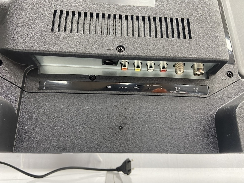 LED Телевизор BQ 3204В
