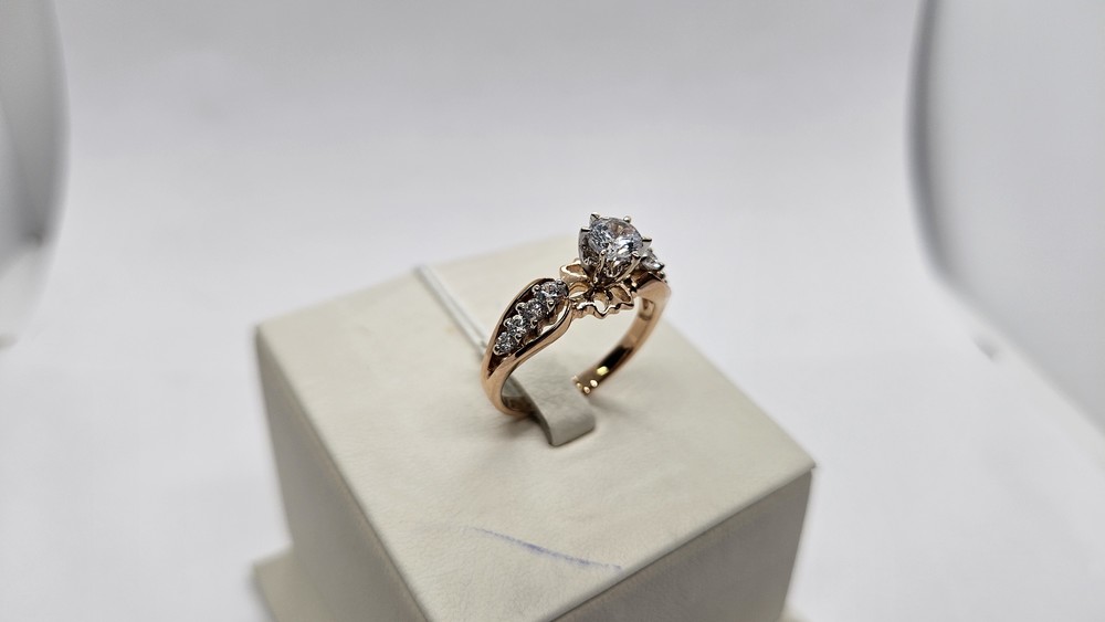 КОЛКМИ585 КОЛЬЦО С КАМНЯМИ (Au 585)