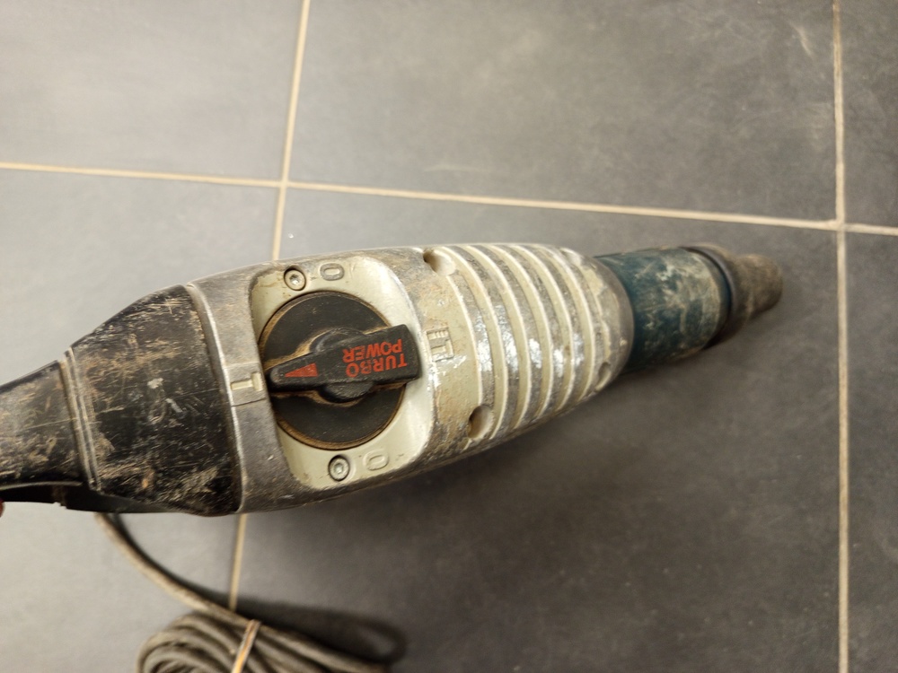 Отбойный молоток Bosch GBH 7-46 DE Professional;