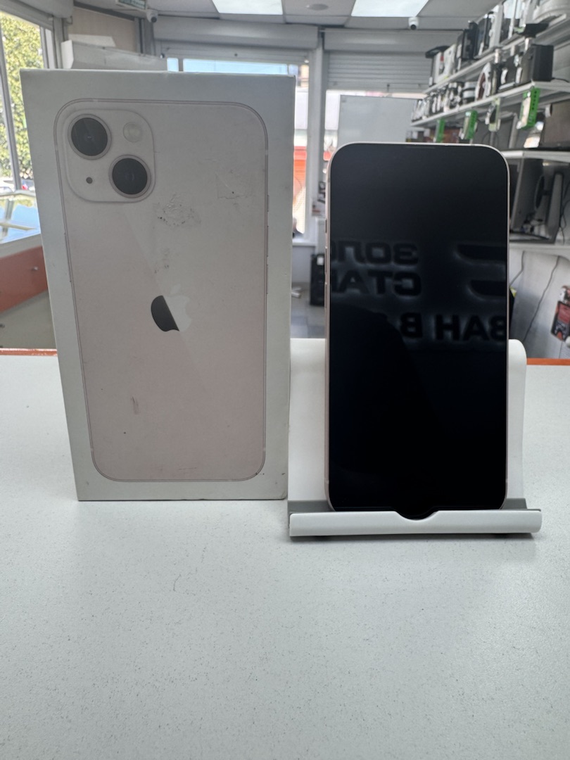 Смартфон Apple iPhone 13 128Gb