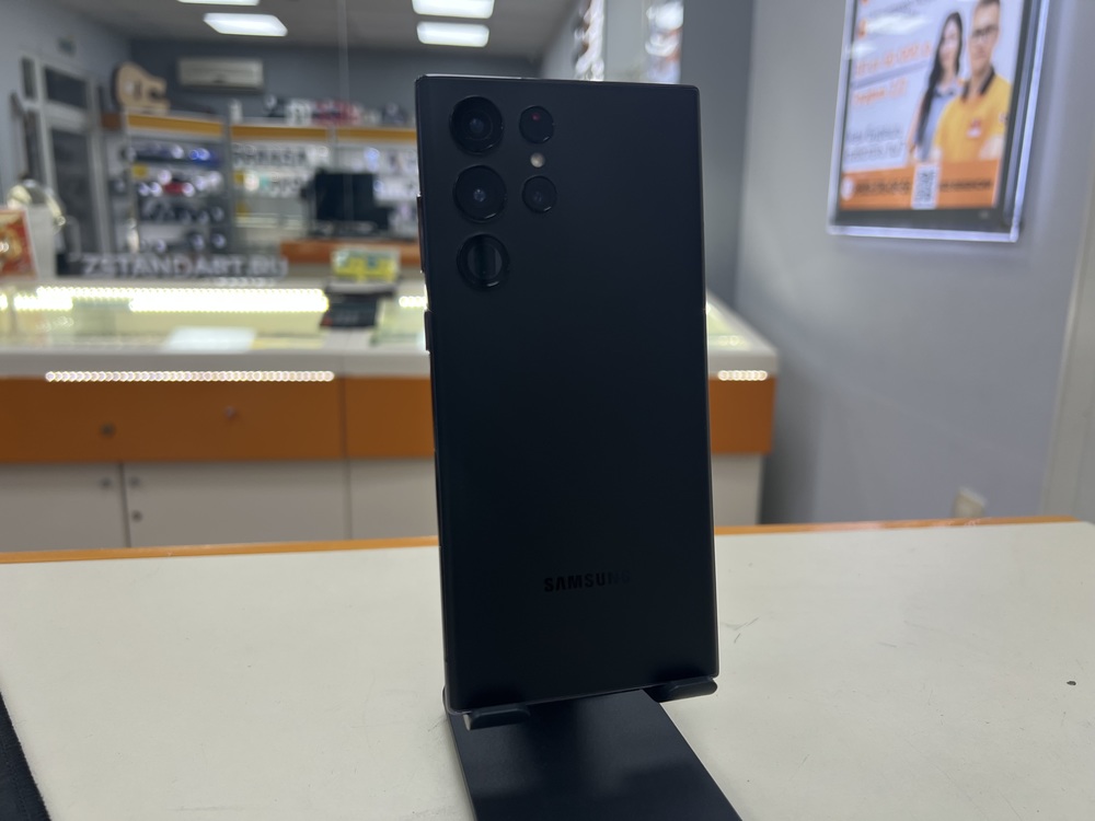Смартфон Samsung Galaxy S22 Ultra 12/256