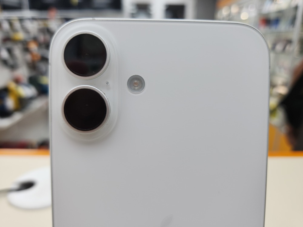 Смартфон Apple Iphone 16 Plus 128Gb