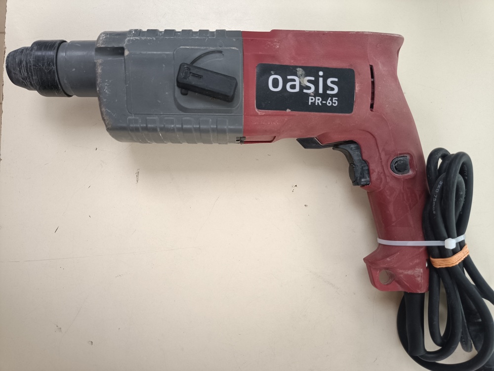 Перфоратор Oasis PR-65