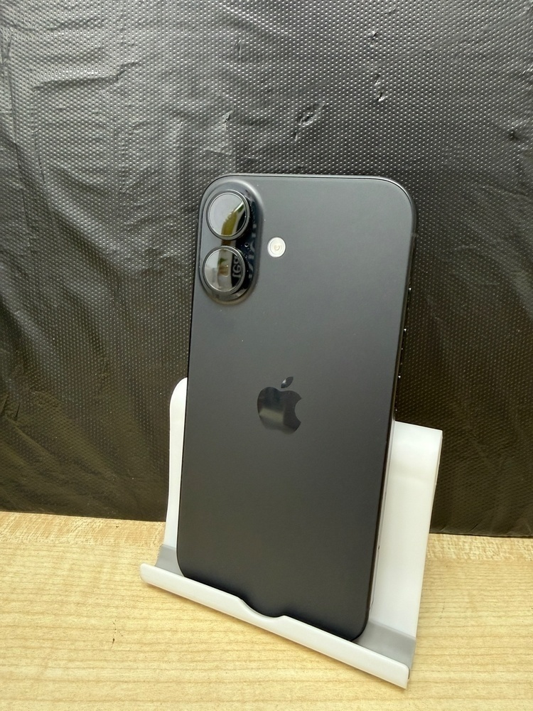 Смартфон Apple Iphone 16 128Gb