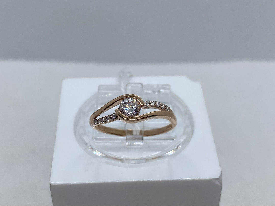 КОЛКМИ585 КОЛЬЦО С КАМНЯМИ (Au 585)