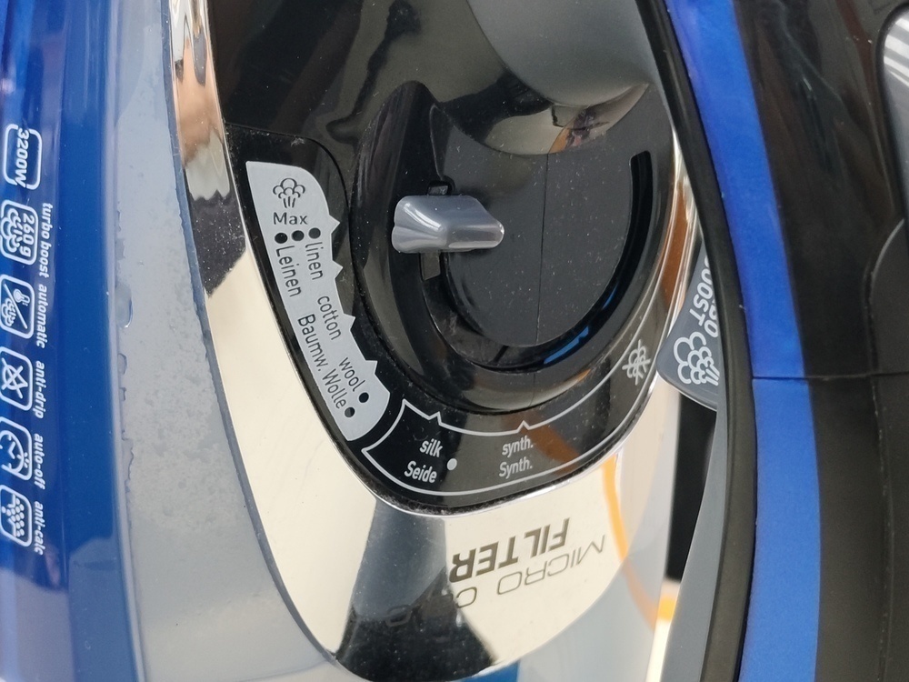 Утюг Tefal Ultimate Pure FV9848E0
