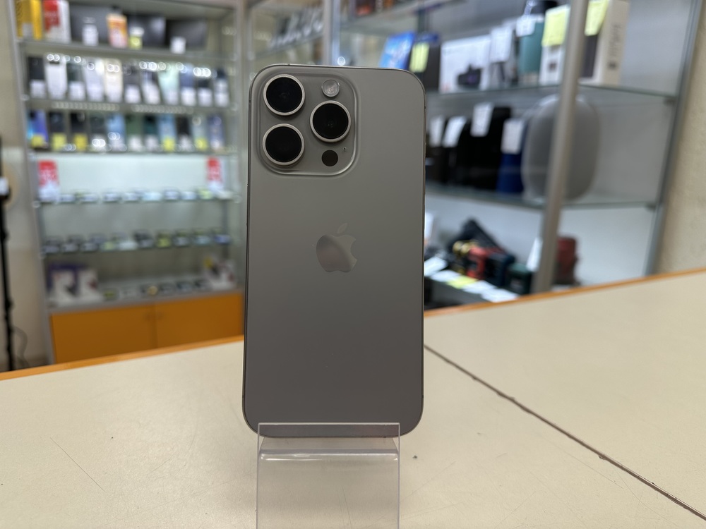 Смартфон Apple Iphone 15 Pro 256Gb
