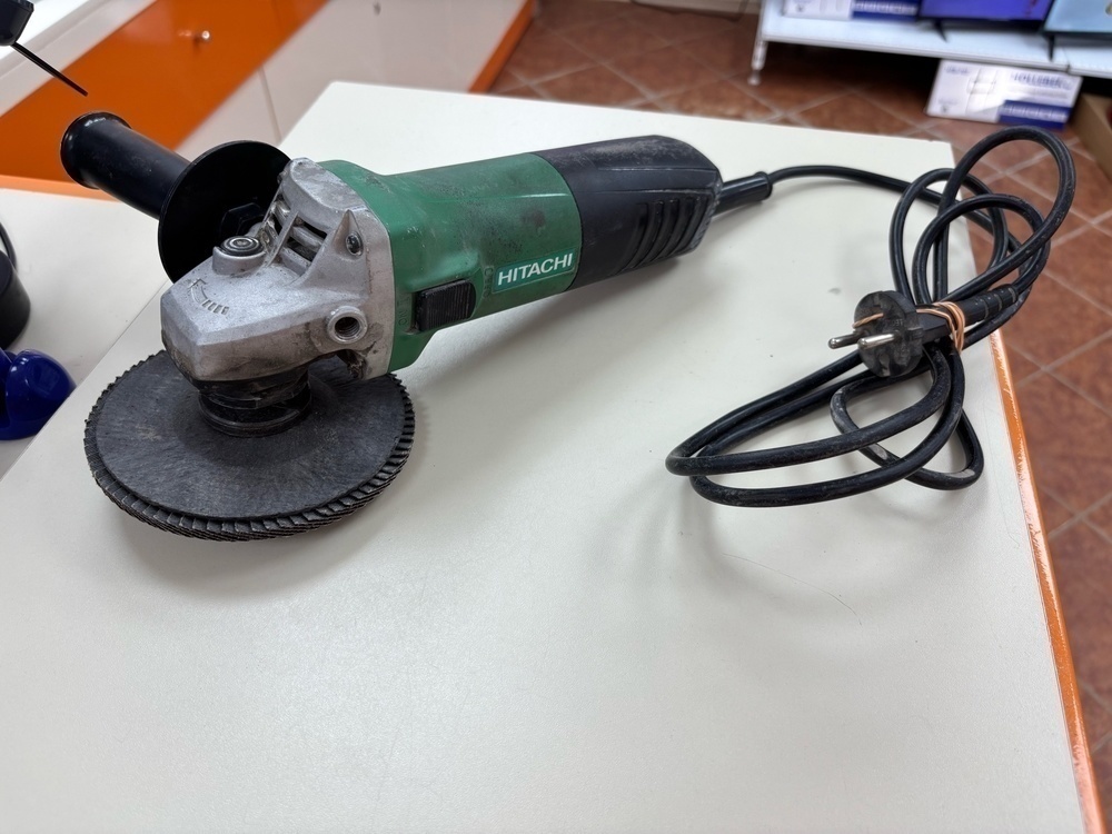 Угловая шлифмашина Hitachi G12SR3