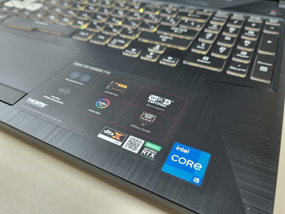 Ноутбук ASUS;  Core I5-11400H, GeForce RTX 3050, 8 Гб, 500 Гб, Нет