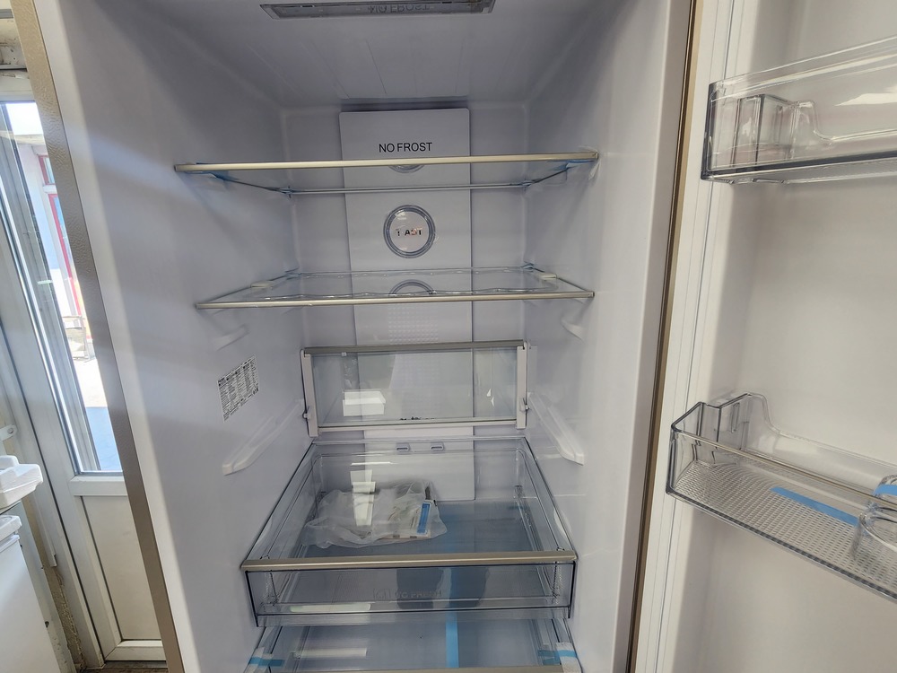 Холодильник Haier C2F637 CGG