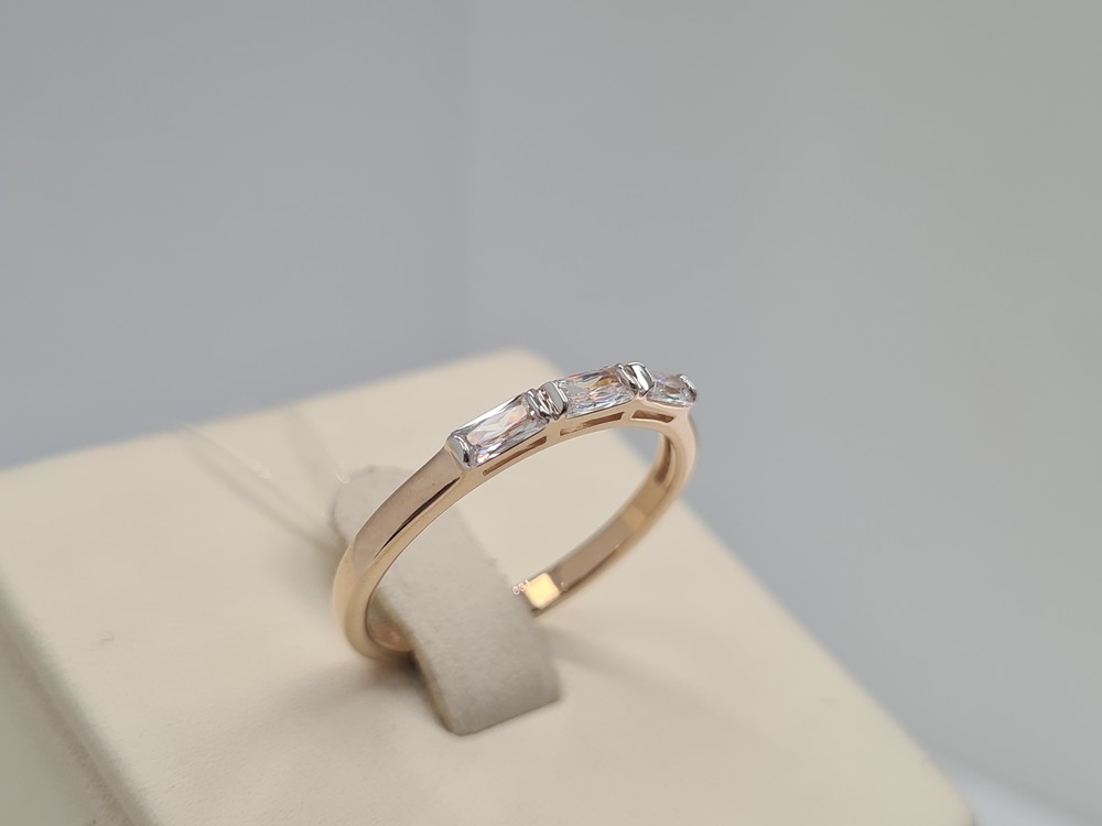 КОЛЬЦО С КАМНЯМИ (Au 585)