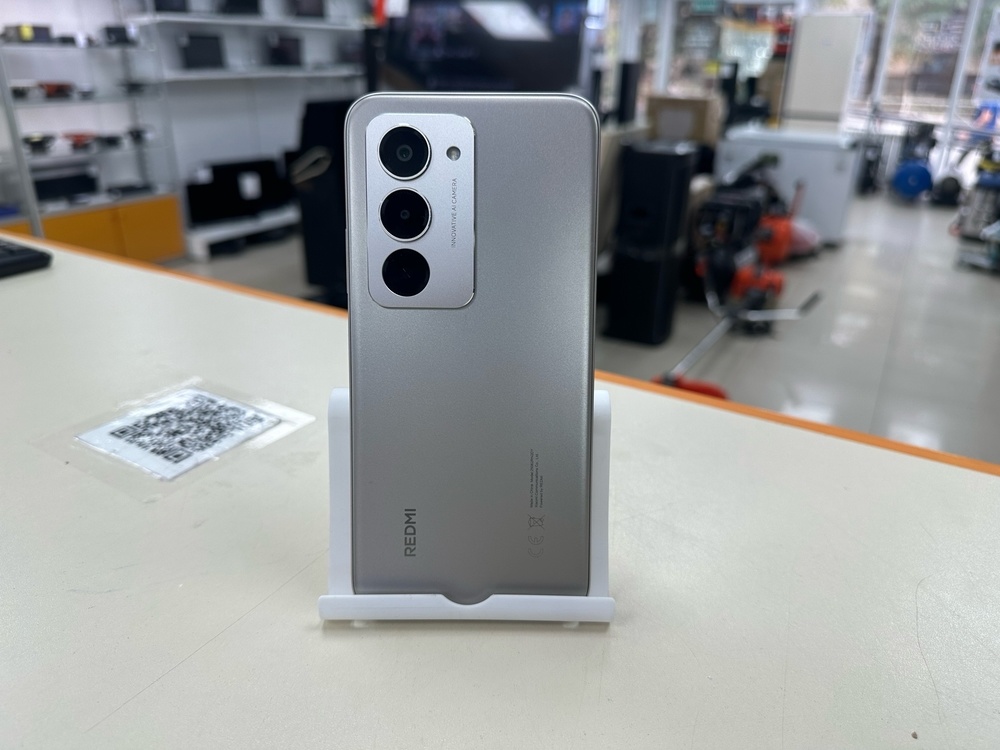 Смартфон Xiaomi Redmi 15 8/256