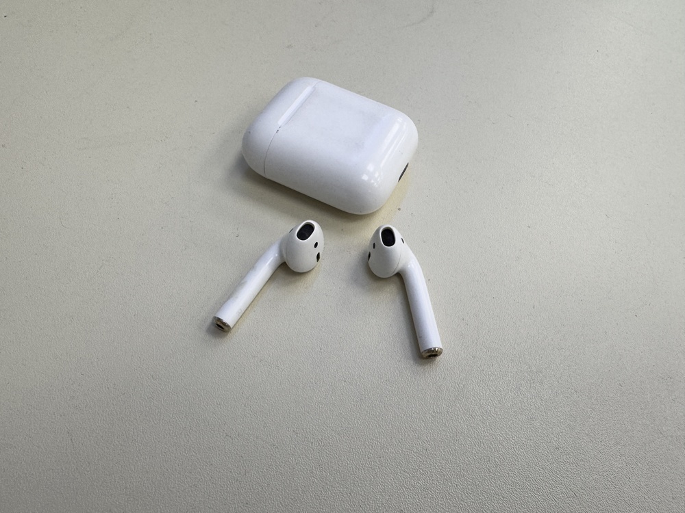 Наушники беспроводные Apple AirPods 2