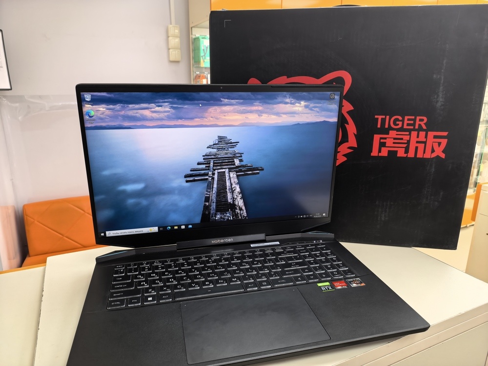 Ноутбук Maibenben; Ryzen 7 5800H, GeForce RTX 3070, 16 Гб, 500 Гб, Нет