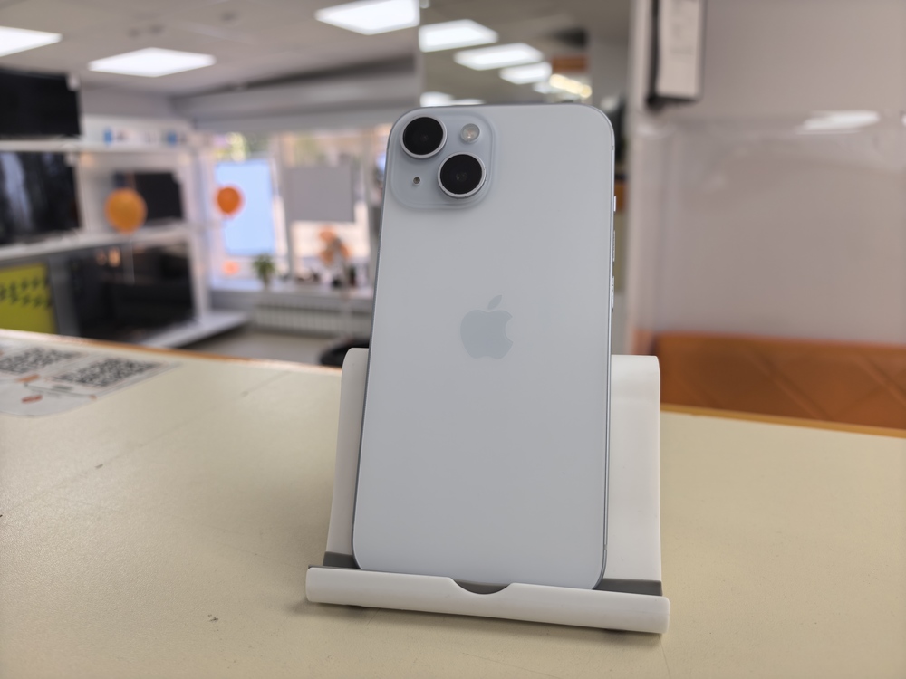 Смартфон Apple Iphone 15 128Gb