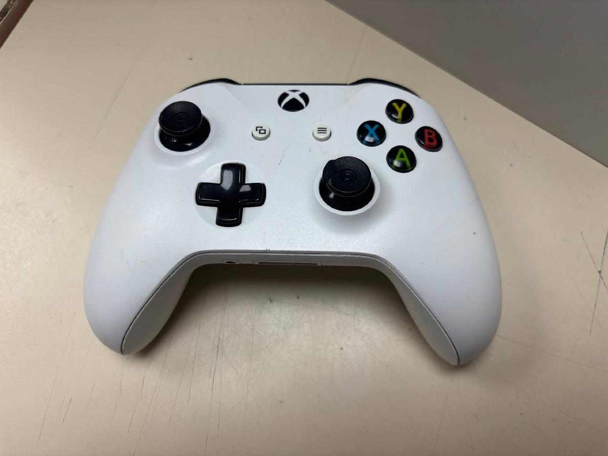 Игровая приставка Xbox One S 500Gb