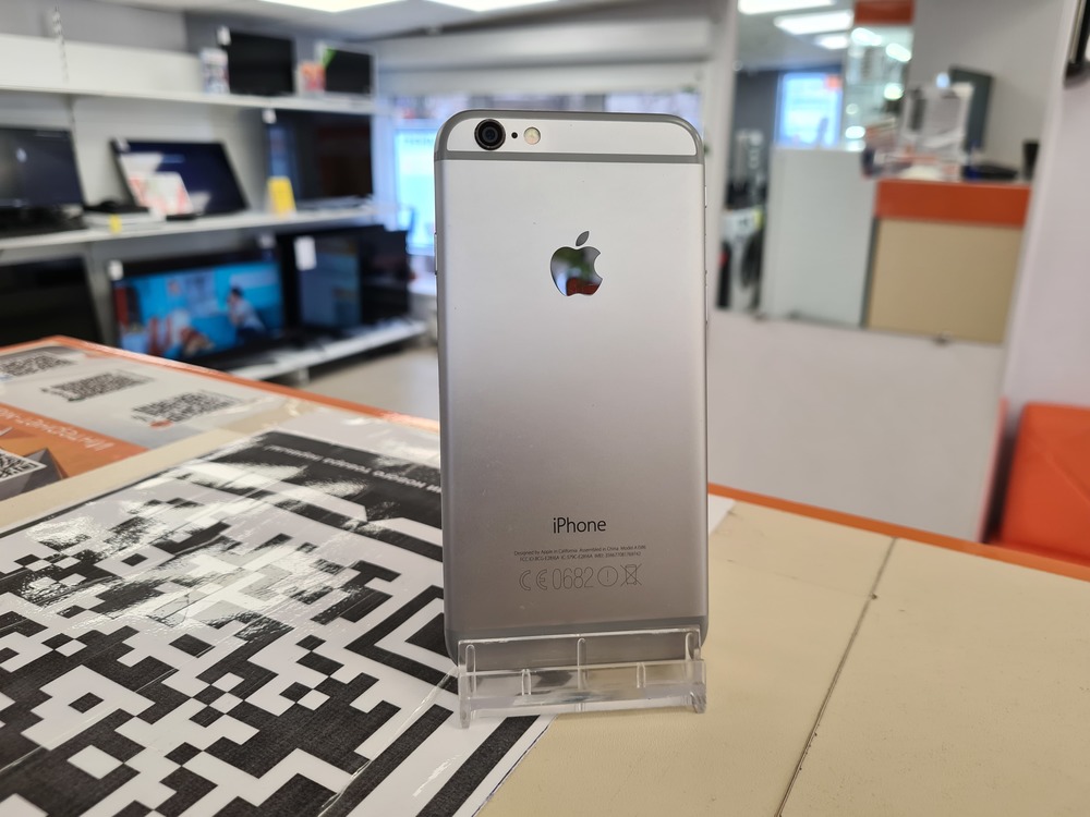 Смартфон Apple iPhone 6 32Gb