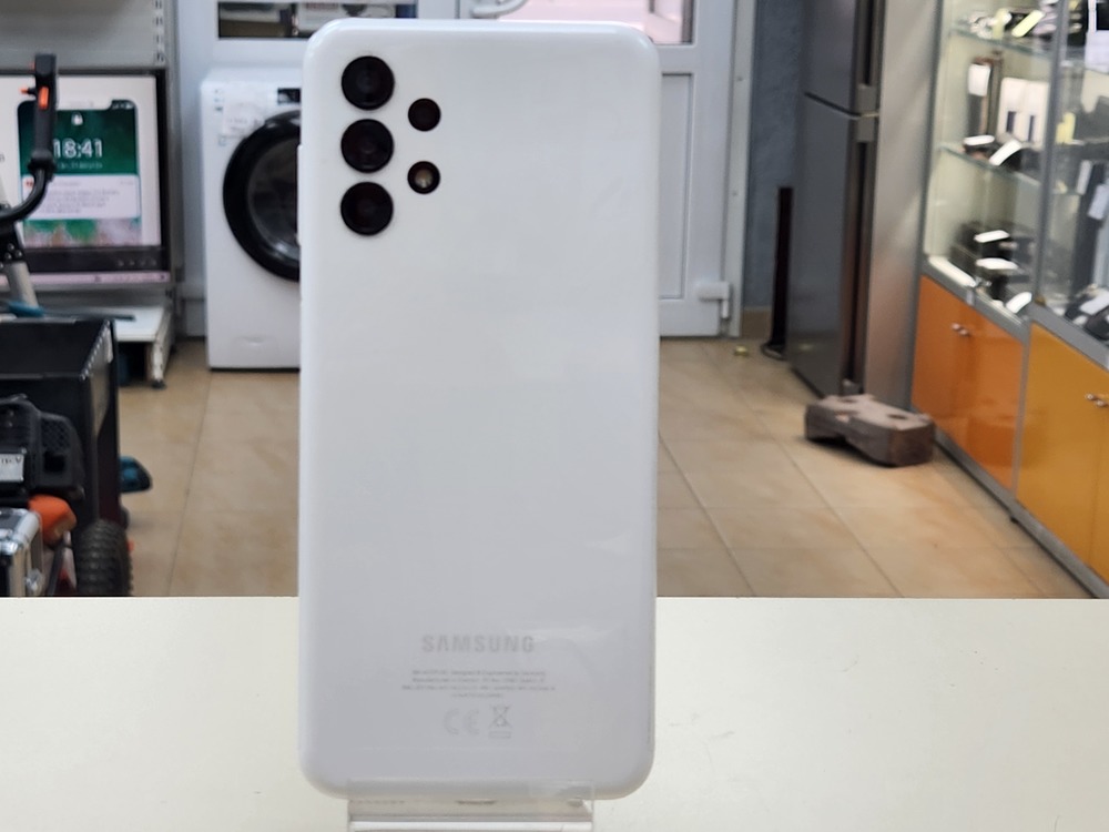 Смартфон Samsung Galaxy A13 4/128
