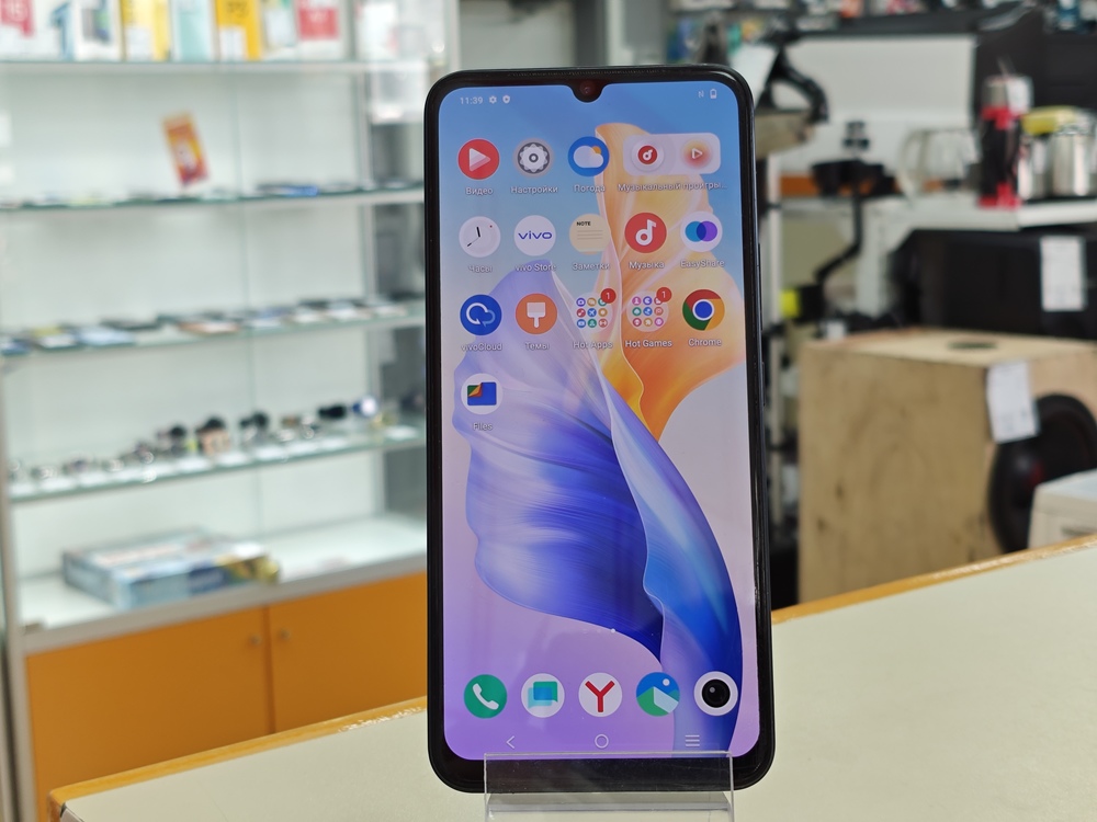 Смартфон Vivo V23e 8/128