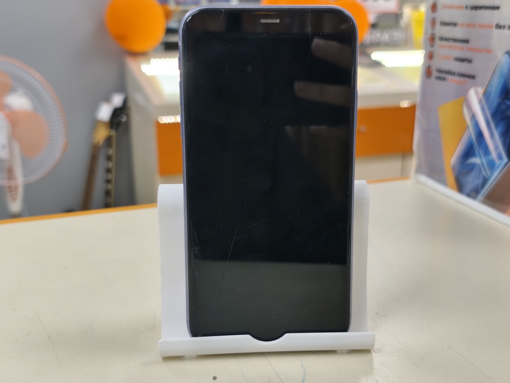 Смартфон Apple iPhone 11 128Gb