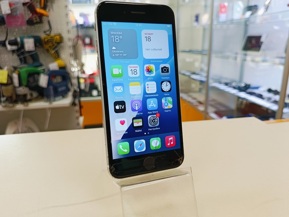Смартфон Apple iPhone SE 2020 64Gb