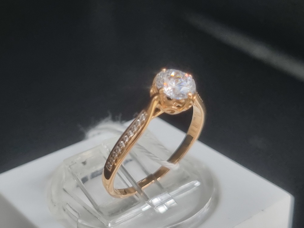 КОЛКМИ585 КОЛЬЦО С КАМНЯМИ (Au 585)