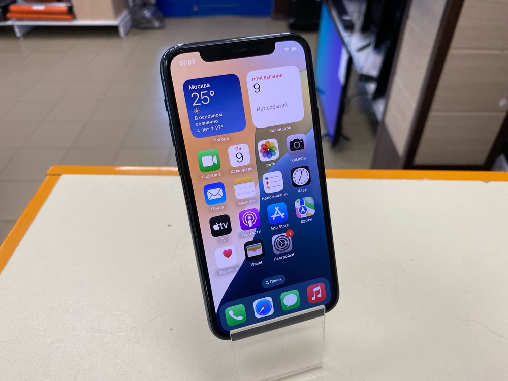 Смартфон Apple iPhone 11 Pro 64Gb