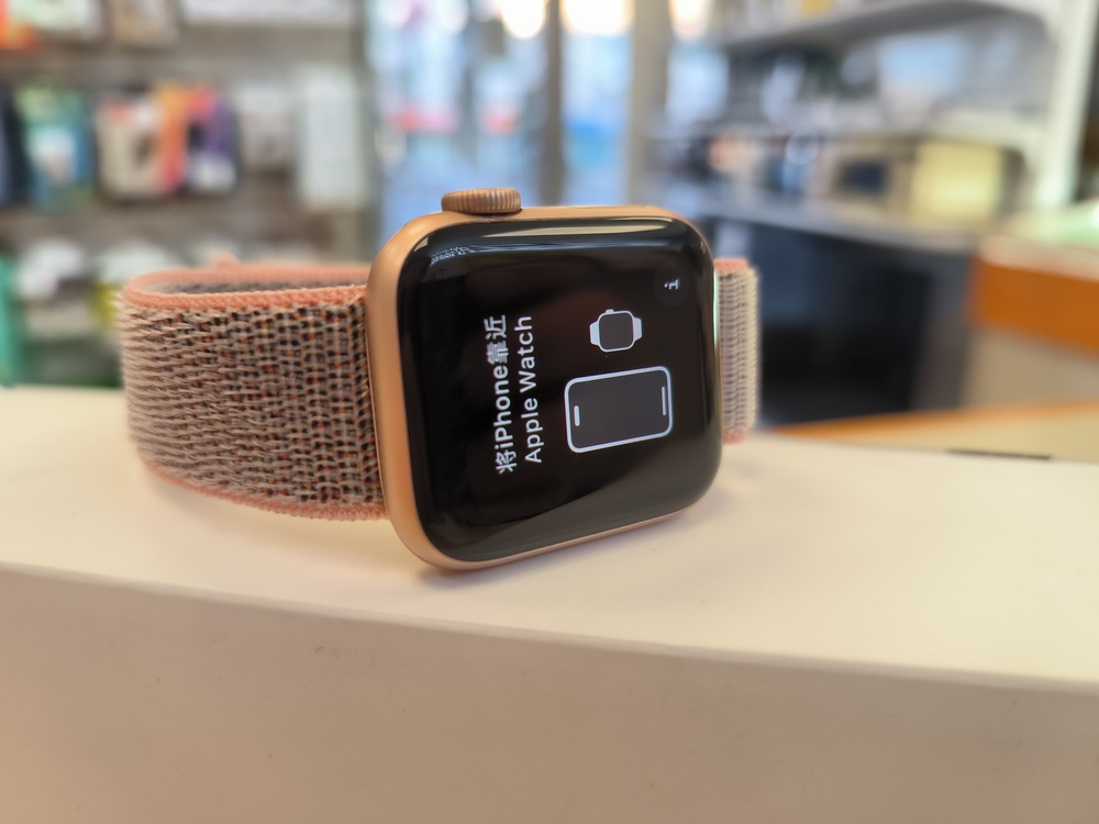 Смарт-часы Apple Watch Series 5 40 мм