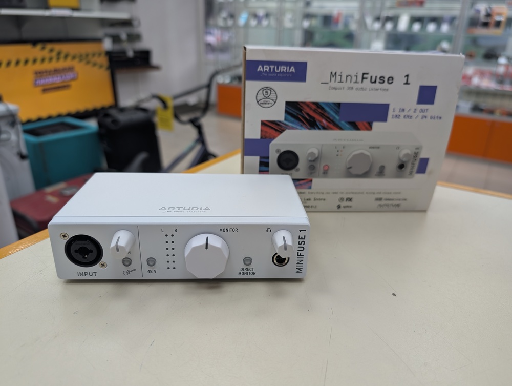 Внешняя звуковая карта Arturia MiniFuse 1
