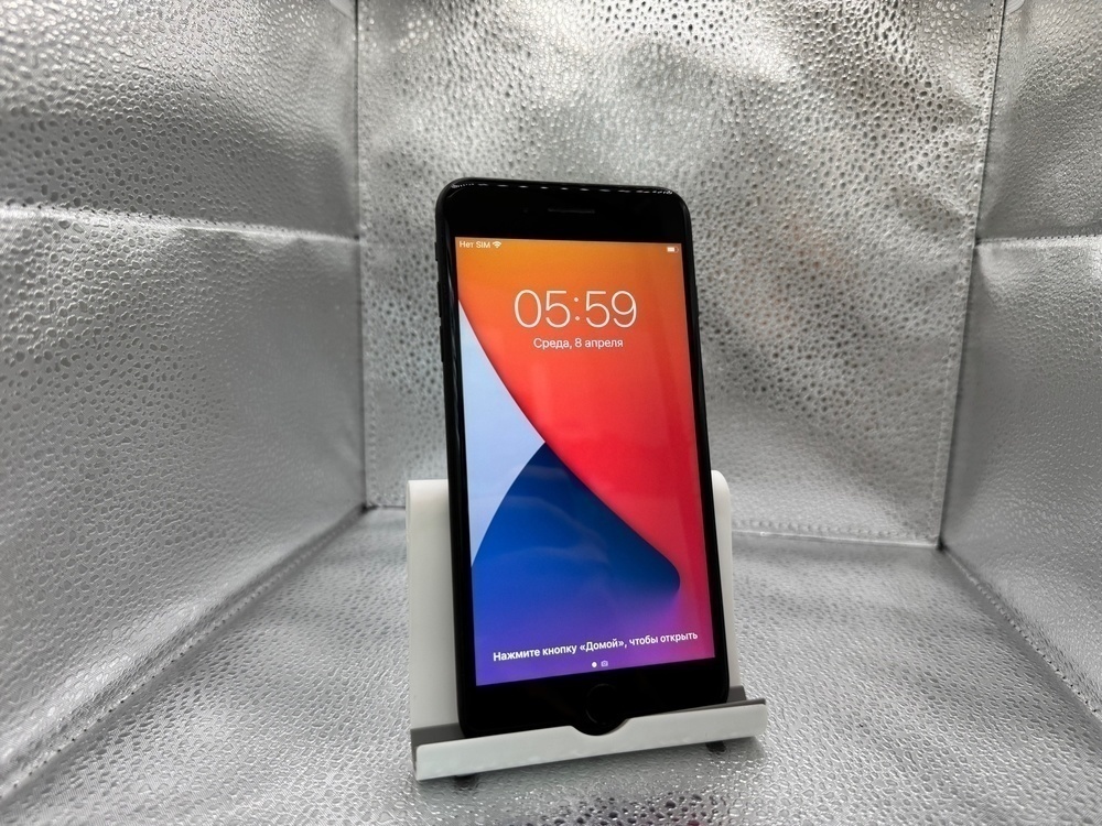Смартфон Apple iPhone 7 Plus 128Gb